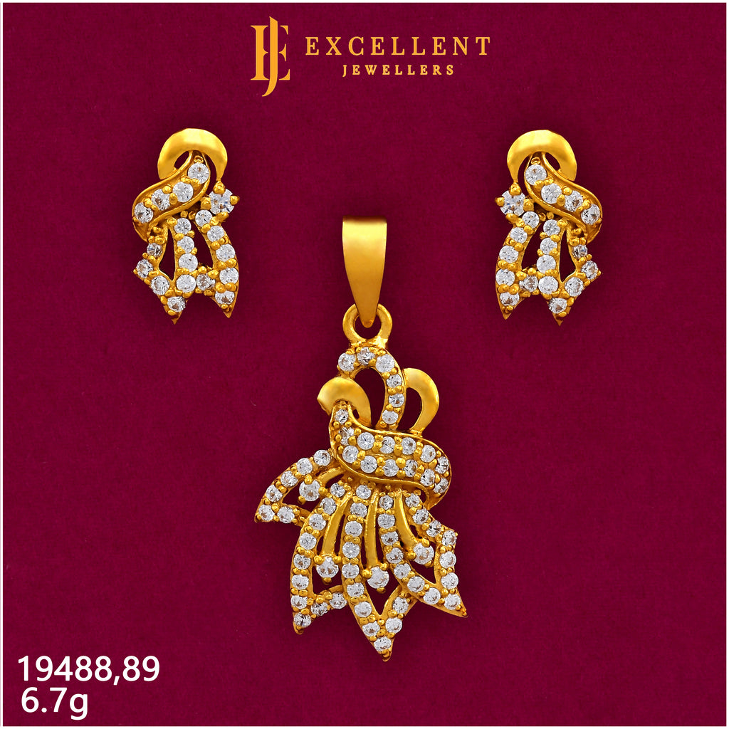 Pendant With Earring - 010